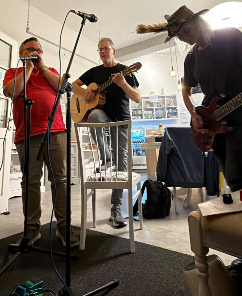 Herborner Gewürtzkuchen September 11 2026. Phil Cory, Andreas (Blues Harp), Steffen (Acoustic Guitar) Foto - Ralf Dobler